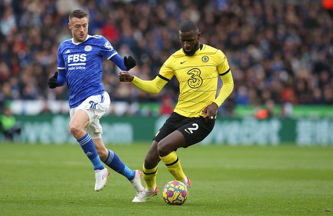 詹姆斯在尤文图斯比赛中战术调整，持续失利引发热议！的简单介绍-KAIYUN